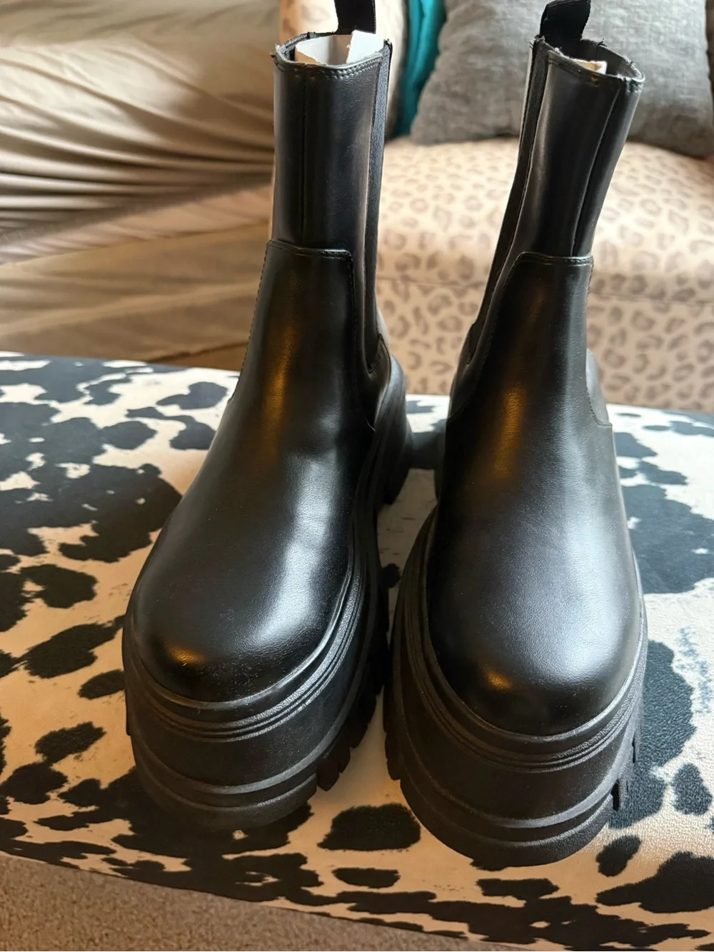 Zara Women’s Black Platform Boots